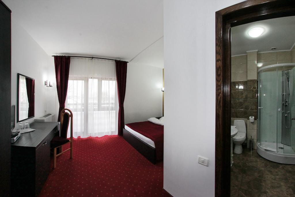 Hotel Rebis 브러일라 객실 사진